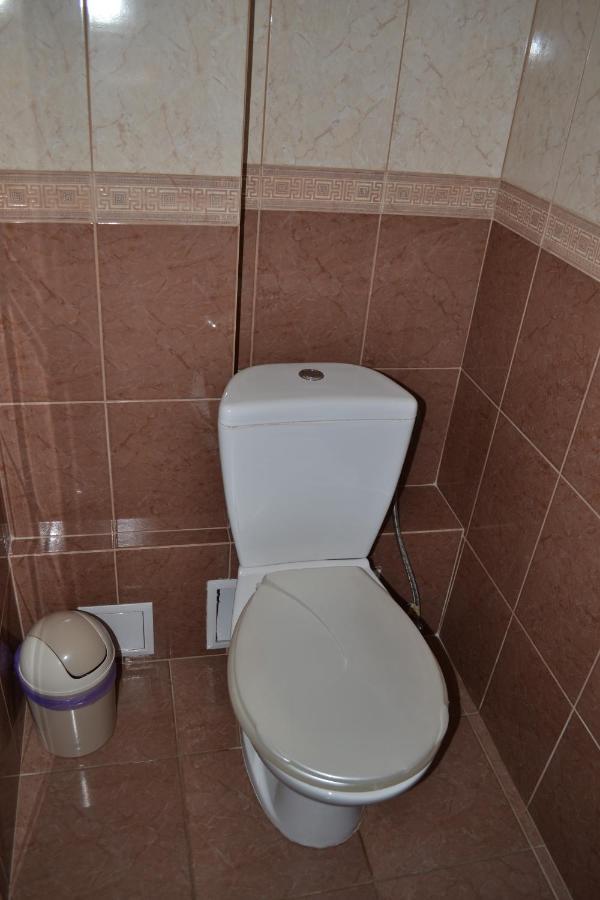 Art Hotel Chernivtsi Ngoại thất bức ảnh